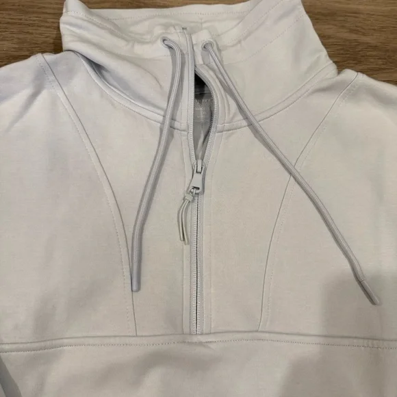 Old Navy dynamic fleece - Picture 2 of 3